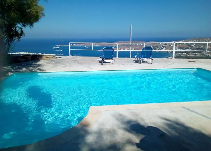 Dom wakacyjny Semi-detached House On The Heights Of Parikia - Exceptional View Of The Cyclades