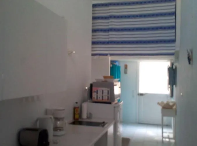 Dom wakacyjny Semi-detached House On The Heights Of Parikia - Exceptional View Of The Cyclades *