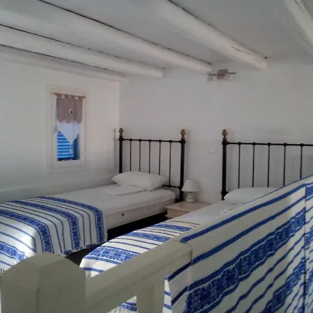 度假居 Semi-detached House On The Heights Of Parikia - Exceptional View Of The Cyclades *