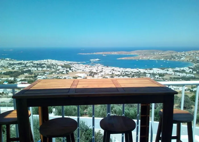 Semi-detached House On The Heights Of Parikia - Exceptional View Of The Cyclades