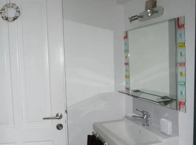 Semi-detached House On The Heights Of Parikia - Exceptional View Of The Cyclades Páros